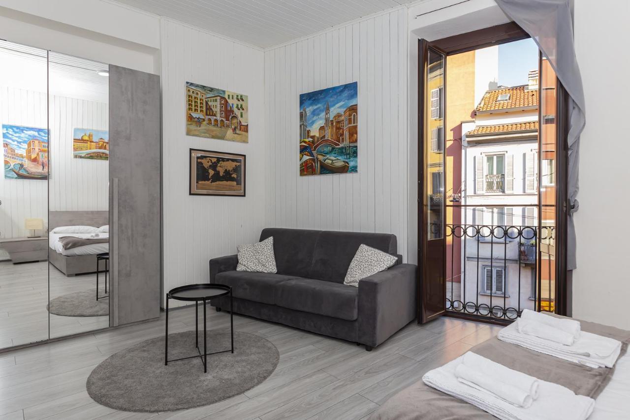 Art Design Apartment - City Center Milano Exteriör bild